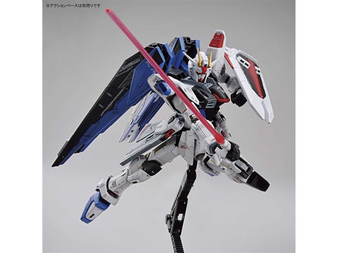 実物大フリーダムガンダム立像を「フルメカニクス1/100」で立体化、9月