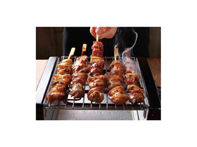 ジャンボ焼き鳥”を自宅で楽しめる「卓上焼き鳥グリル」が本日7/30発売