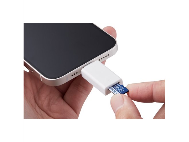 エレコム、パソコン不要でiPhoneに直接転送できるLightningカード