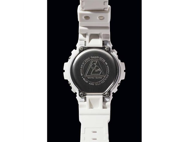 ガンダムファンクラブ限定の「G-SHOCK アムロ・レイモデル」 - 価格.com