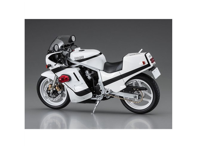 逮捕しちゃうぞ」に登場する「GSX-R750」白バイ仕様のキット