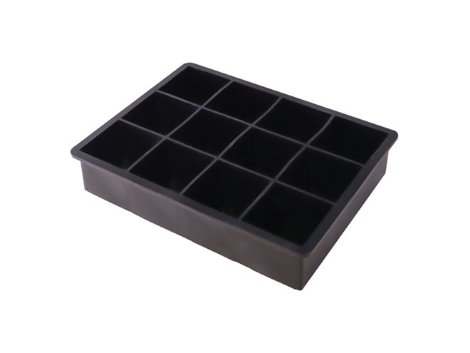 サンコー、循環する氷水で上半身を冷やす「水冷クールベストPlus