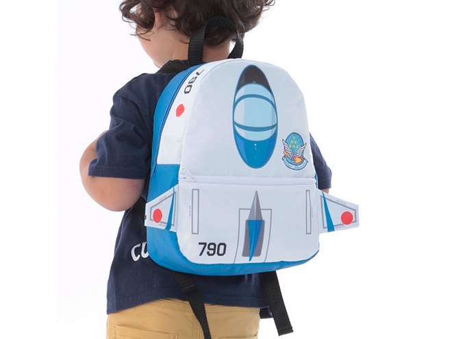 かっこいい「ブルーインパルスリュック」が付属する空飛ぶのりもの