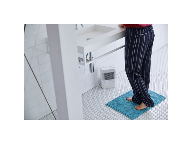 シロカ、温度調節＆人感センサー付きの足元ヒーター「まめポカ」9/18