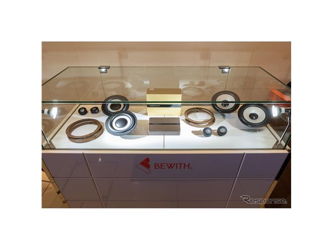新型プジョーにも設定された「BEWITH Platinum Voice」に注目 - 価格.com