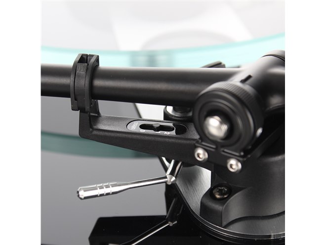 Rega、レコードプレーヤー「Planar 3 MK2」にMMカートリッジ付属モデル