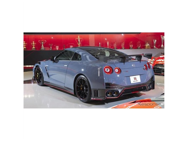 世界に1台、アートデザインの日産GT-R NISMOがオークションに