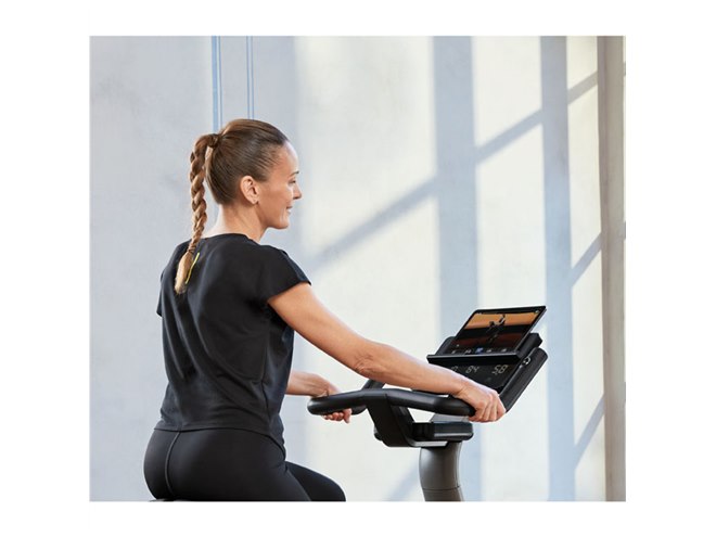 約34万円、自宅に居ながらトレーニングできるエクササイズバイク