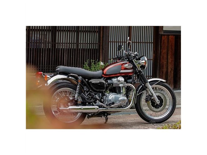 カワサキ W800 シリーズ3車種、ニューグラフィックで12月発売