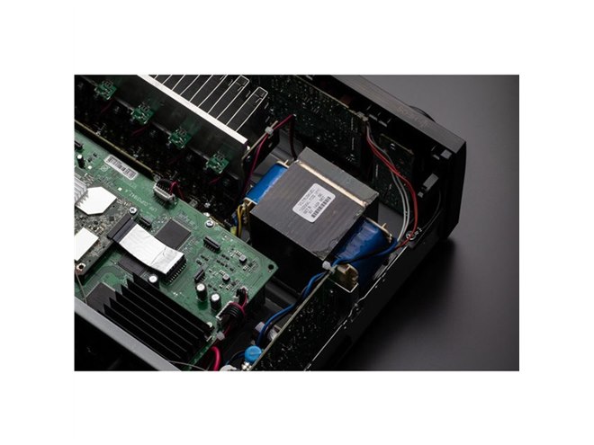 デノン、7.2ch AVアンプ「AVR-X1700H」を77,000円で11月下旬発売