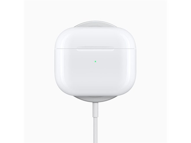 アップル、軸部分が短くなった「AirPods」第3世代モデルを本日10/26発売 - 価格.com