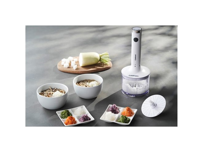 クイジナート、 重量550gと軽量で使いやすい「スリム＆ライト ハンド