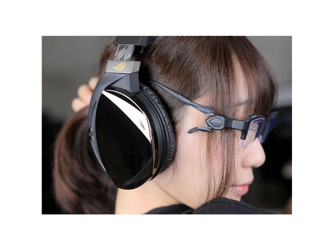 イヤーパッドと干渉しない「ゲーミングメガネ」可変フレームが発売