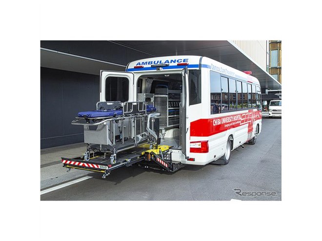 走る救命救急室」エクモカー登場！ 機能と工夫を見る - 価格.com
