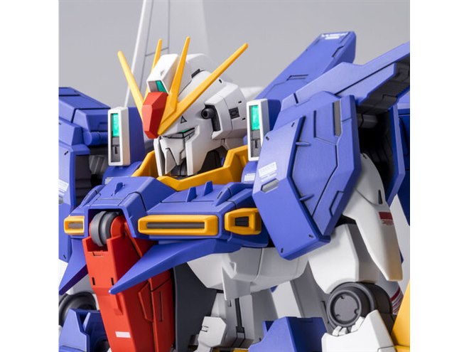 ガンダムリントヴルム」がRE/100で立体化、飛行形態2機へ分離・変形も