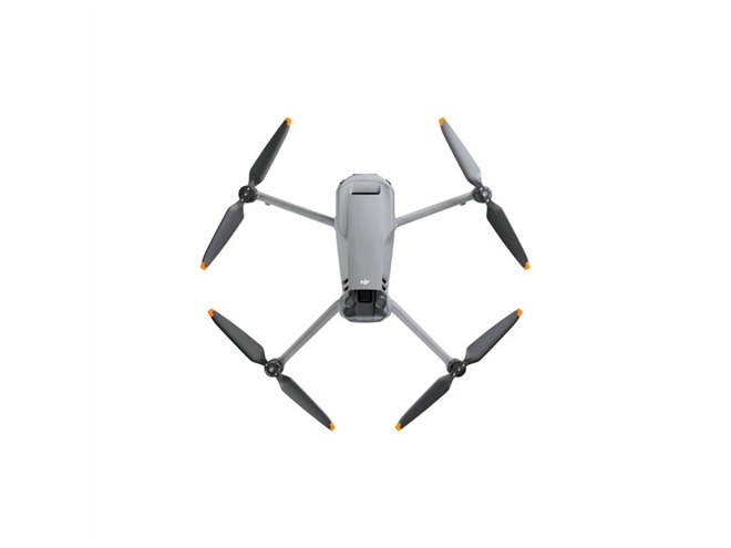 DJI、デュアルカメラシステム採用のハイエンド折りたたみ式ドローン