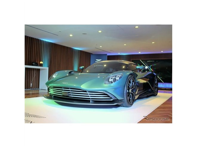 1億円超ハイパーカー『ヴァルハラ』日本公開 - 価格.com