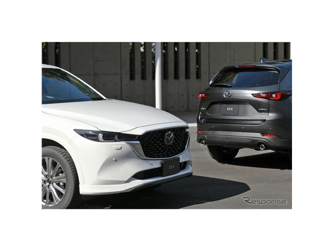マツダ CX-5 改良新型】ボディ同色ガーニッシュが光る、最上級の
