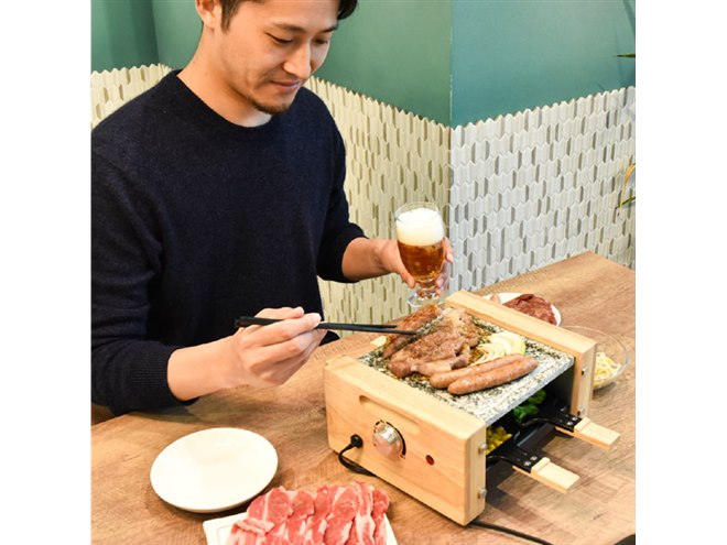 ひとり焼肉”を天然石焼きプレートで味わえる「俺の石焼き