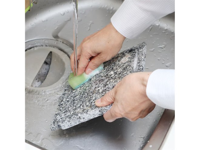 俺の石 ひとり焼肉\u201dを天然石焼きプレートで味わえる「俺の石焼きプレート