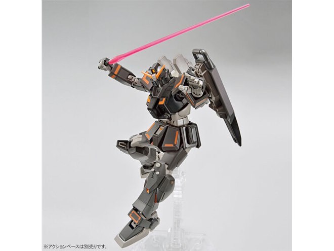 バンダイ、EXAMシステム発動状態も再現する「HG 陸戦型ガンダム