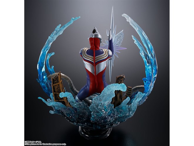 ウルトラマンティガ」最終話のガタノゾーアとの激戦を全高20cmで再現