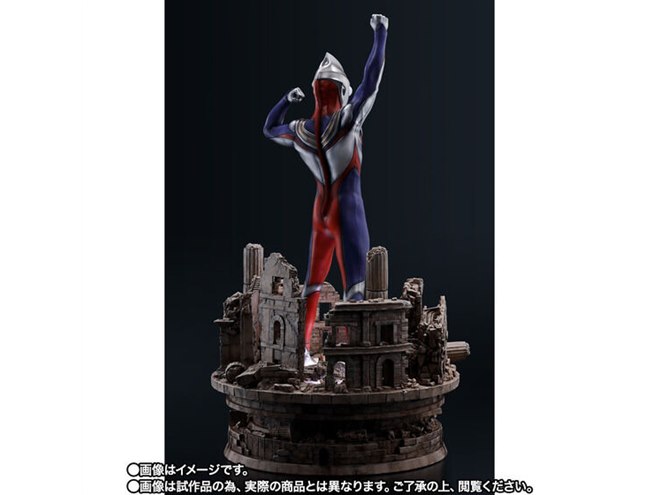 手作業で仕上げた16万円の「魂之工房 ウルトラマンティガ」、超古代遺跡ルルイエ付き - 価格.com