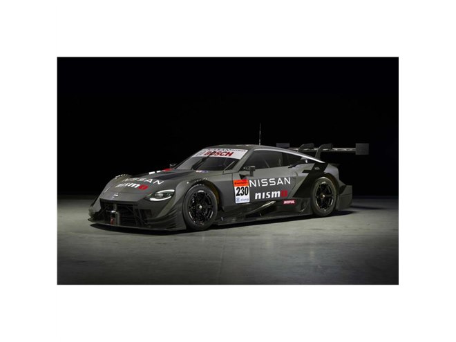 新型「日産フェアレディZ」の日本仕様車が登場【東京オートサロン2022