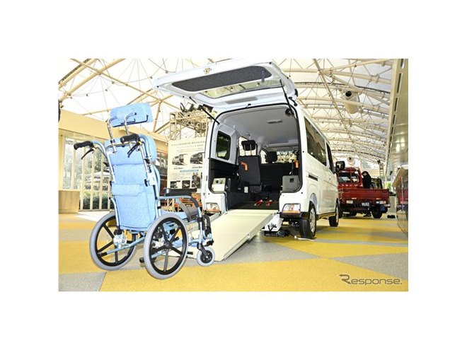 ダイハツ ハイゼットカーゴ＆アトレー 新型】福祉車両スローパーも