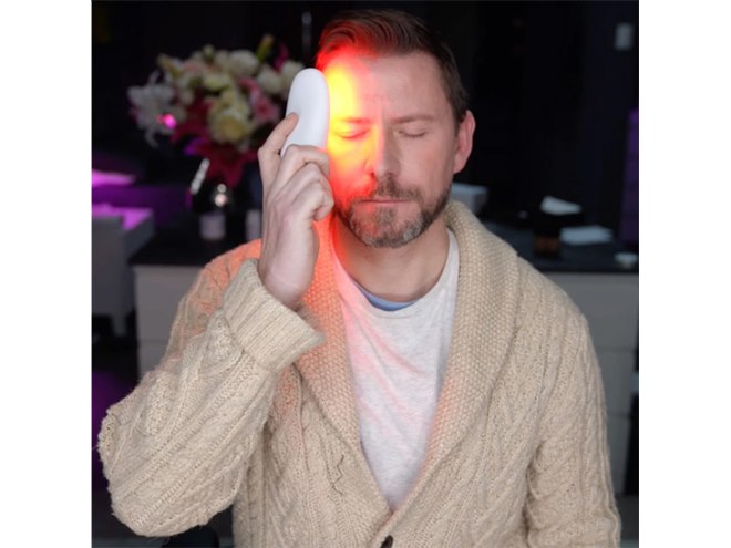 カレントボディ、持ち運びできるハンディタイプのLED美容機器「LED