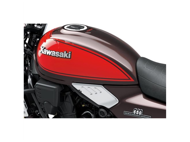 カワサキが「Z650RS」「Z900」「Z900RS」に「Zシリーズ」の50周年記念