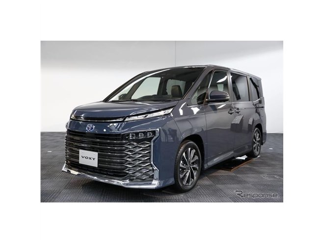 トヨタ ノア/ヴォクシー 新型】個性的な“顔”で全面刷新、スマホで自動駐車も…価格は267万円より - 価格.com