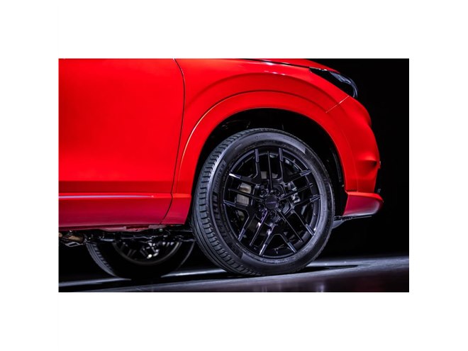 ホンダヴェゼル　モデューロX専用17インチホイル RS / TOURING / Modulo X｜スタイリング｜ヴェゼル（2021年3月