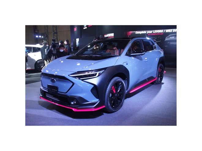 スバルがSTIの電気自動車コンセプトを2モデル初公開【東京オートサロン
