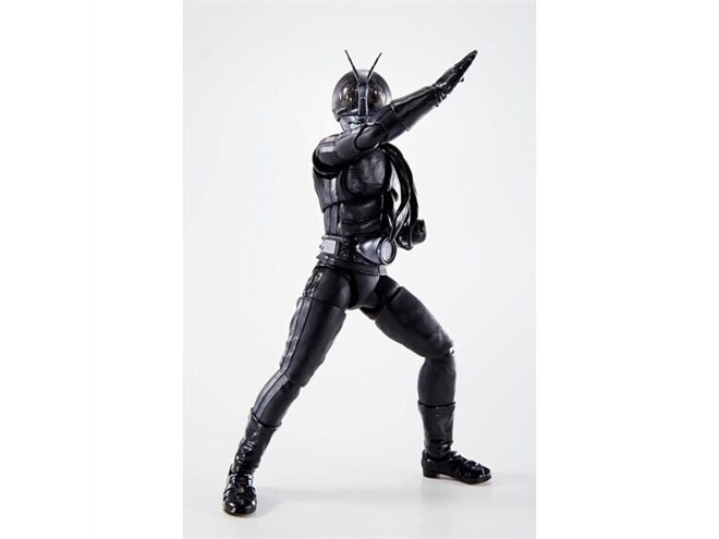 バンダイ、仮面ライダー50周年のS.H.Figuarts「新1号 BLACK Ver.」予約販売を開始 - 価格.com