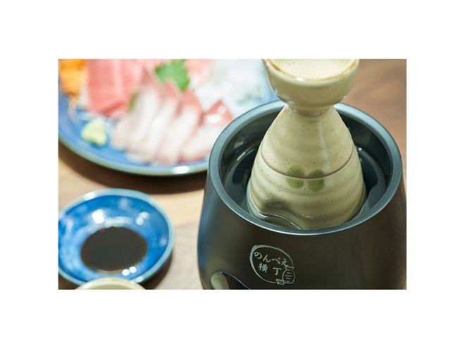 カップ酒もそのままお燗に、湯煎式の電気酒燗器「のんべえ横丁