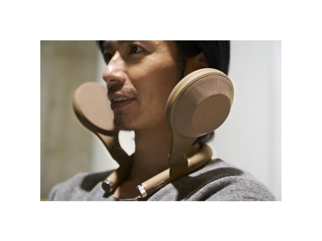アイワ、ショルダースピーカー「ButterflyAudio」を本日2/14より
