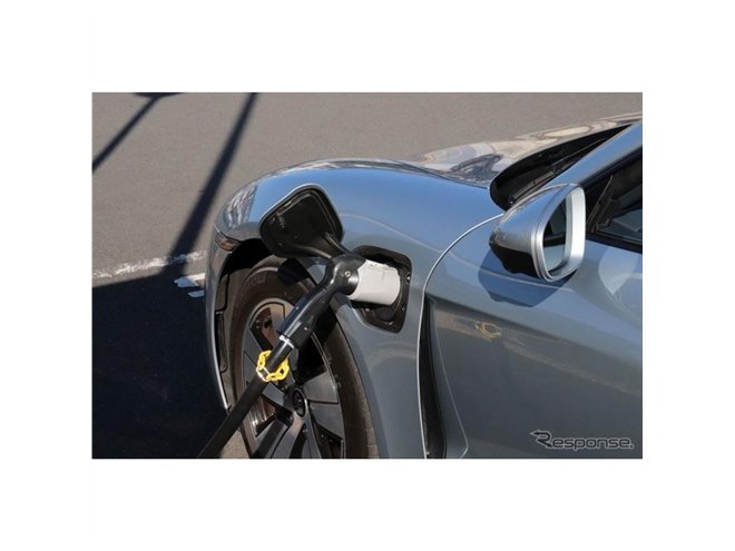 訳あり>ポルシェ モバイルチャージャー コネクト タイカン 電気自動車 