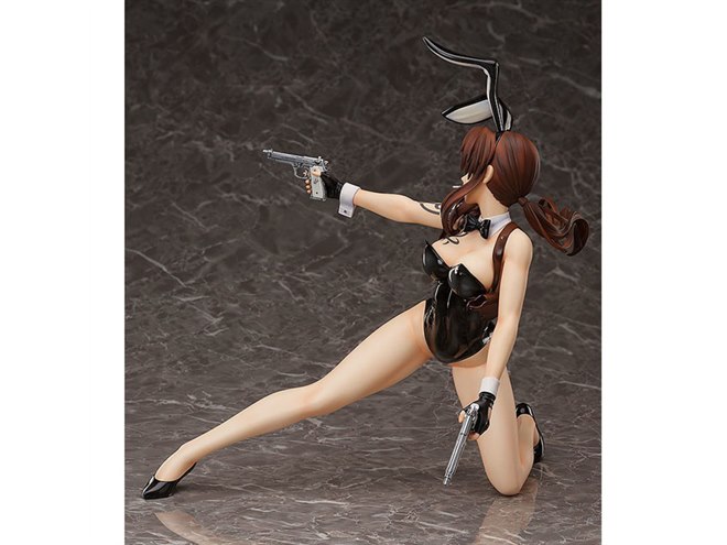 BLACK LAGOON」“スラリと伸びた生足仕様”のレヴィが1/4ビッグ BLACK LAGOON」“スラリと伸びた生足仕様”のレヴィが1/4ビッグ