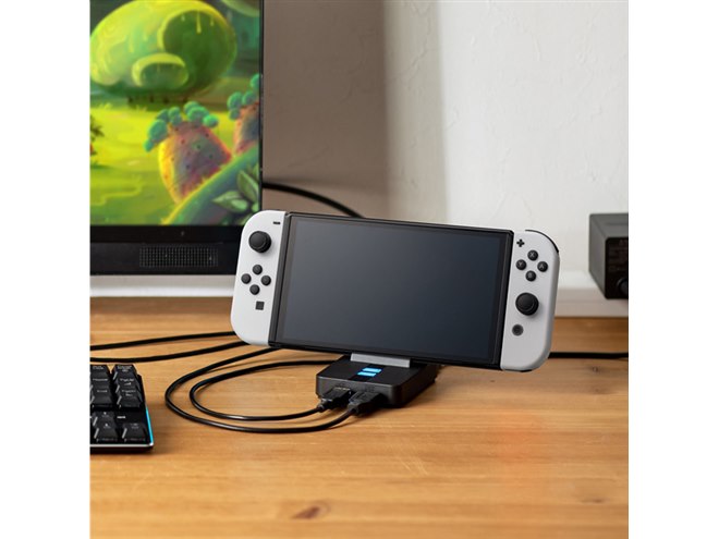 Switchの熱暴走を防ぐ”冷却ファン付き充電スタンド「400-NSW011BK
