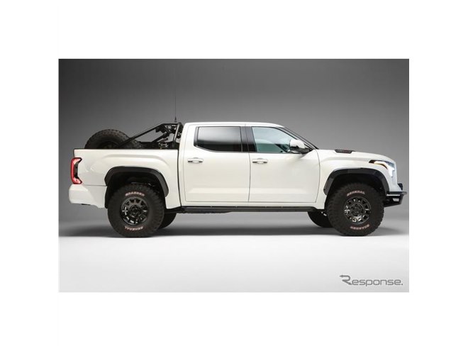 トヨタ タンドラ 新型、ハイブリッドで砂漠レースをサポート…シカゴ