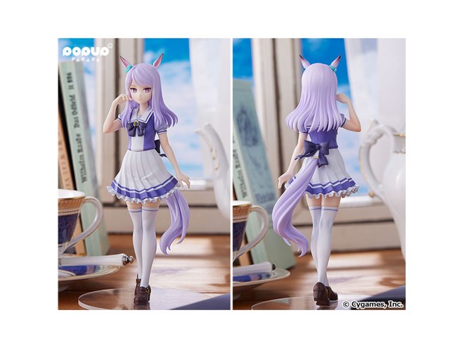ウマ娘「メジロマックイーン」がトレセン学園の制服姿で