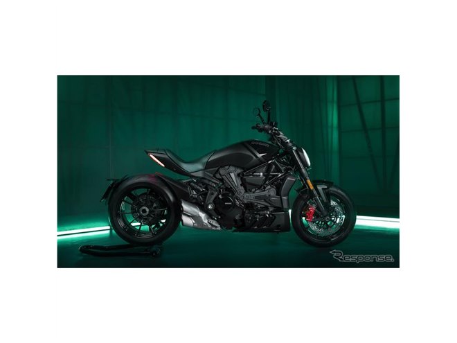 ドゥカティ『Xディアベル・ネラ』、シートは「ポルトローナ・フラウ