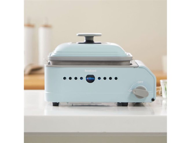 イワタニ、持ち運びできるカセットガス式ホットプレート「ミニマル