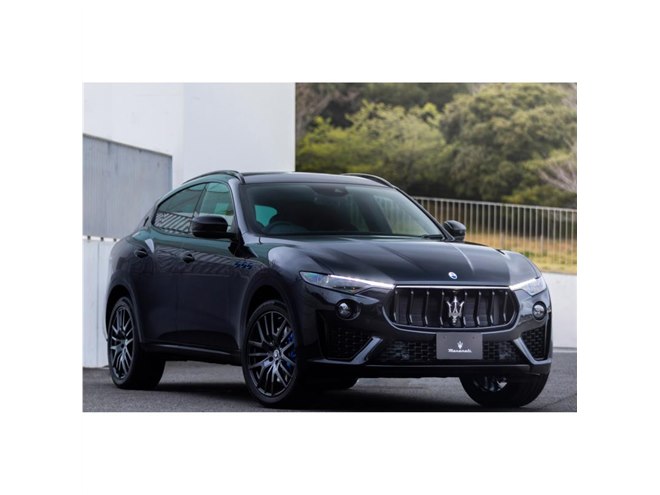 Maserati Levante 限定版モデルカー ブラック マセラティのレヴァンテ