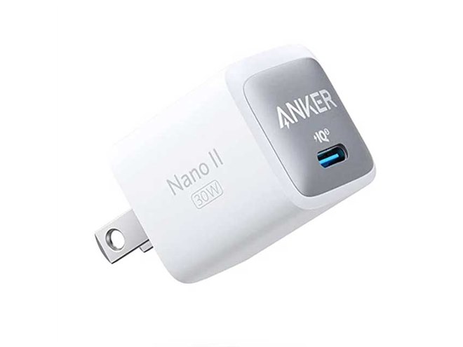 Anker、500円玉サイズで30W出力を実現した充電器「711 Charger
