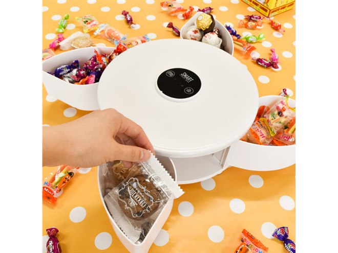 手をかざすとパッと花咲く、センサー式お菓子ボックス「オカシナ御華子