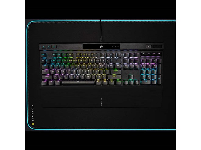Corsair、8000Hzの高速ポーリングを実現したゲーミングキーボード「K70