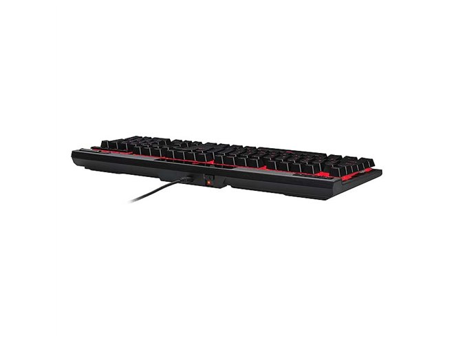 Corsair、8000Hzの高速ポーリングを実現したゲーミングキーボード「K70