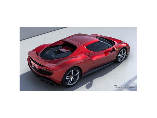 フェラーリに新型車、新世代PHVのオープン 4月19日発表へ - 価格.com